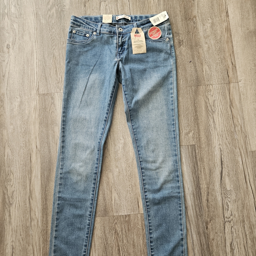 Levi's Light Blue Women's Skinny Jeans